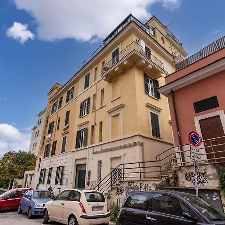 Appartamento Terrazza Ippocrate *