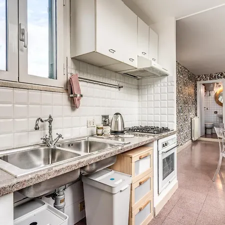 Apartment Terrazza Ippocrate Rome