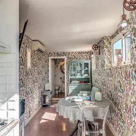Terrazza Ippocrate Apartment *